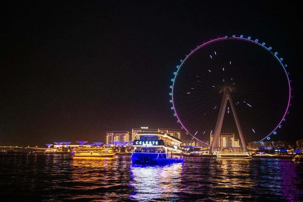عشاء سيليست البحري في مرسى دبي — صورة ٢