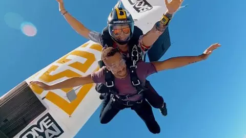 Skydive Dubai Tickets -- Tandem Jump Over Palm Jumeirah