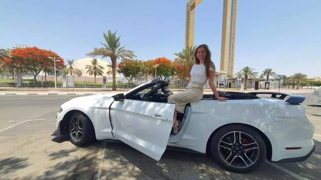 جولة السيارة المكشوفة في دبي — صورة ٢