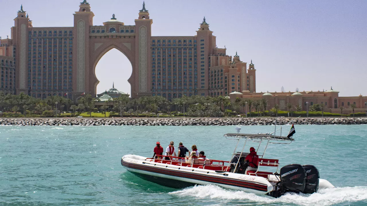 Speed Boat Tour Dubai Marina