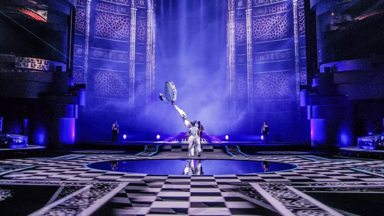 La Perle show -- photo 2