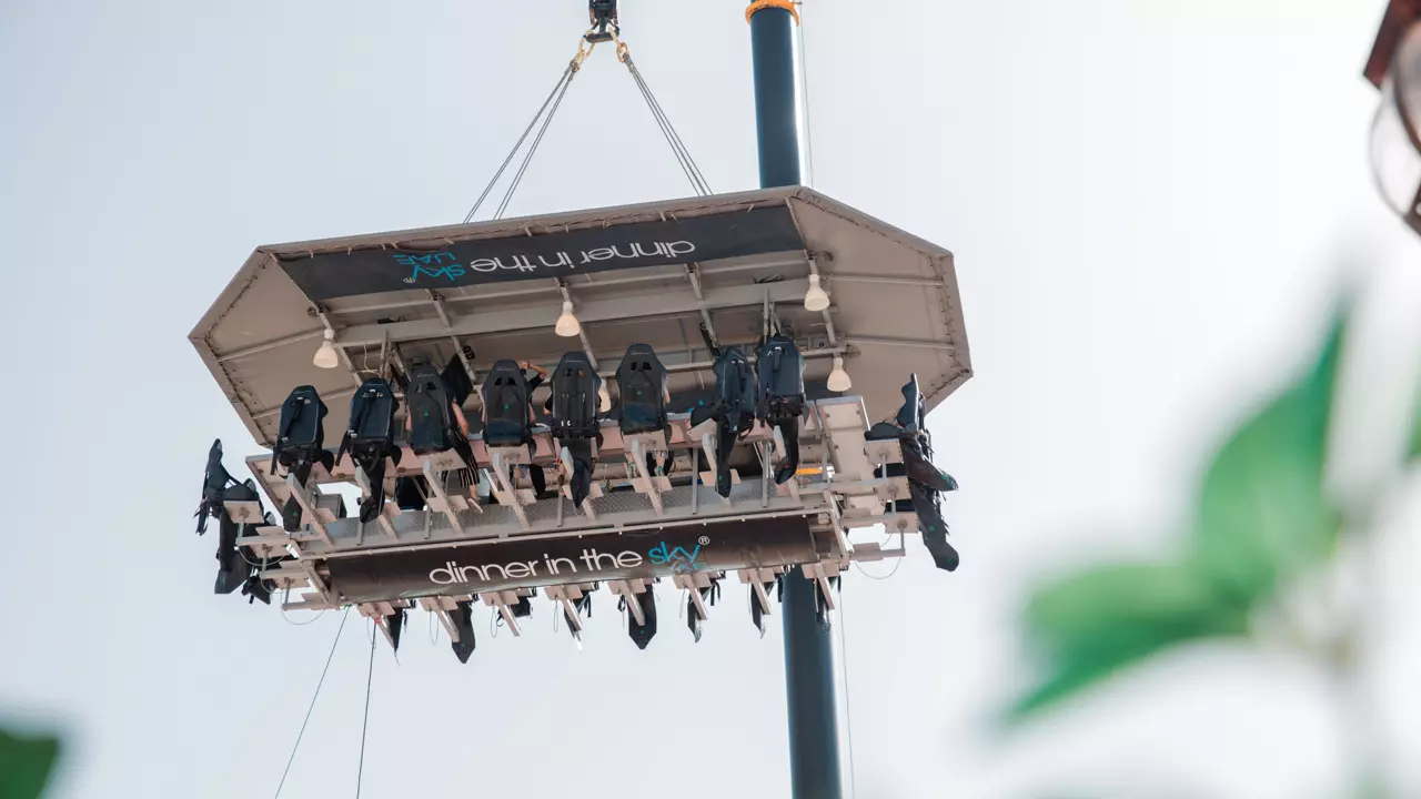 Dinner in the Sky Dubai