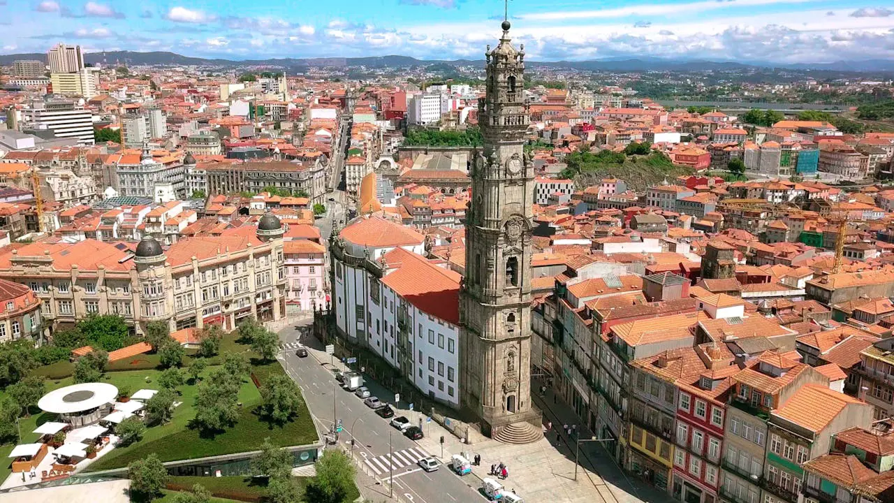 Clérigos Tower & Museum Tickets -- Historic Porto Views