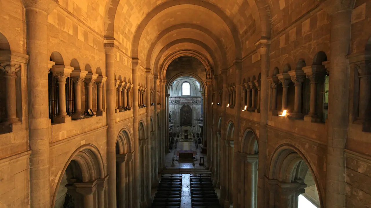 Lisbon Cathedral -- photo 2