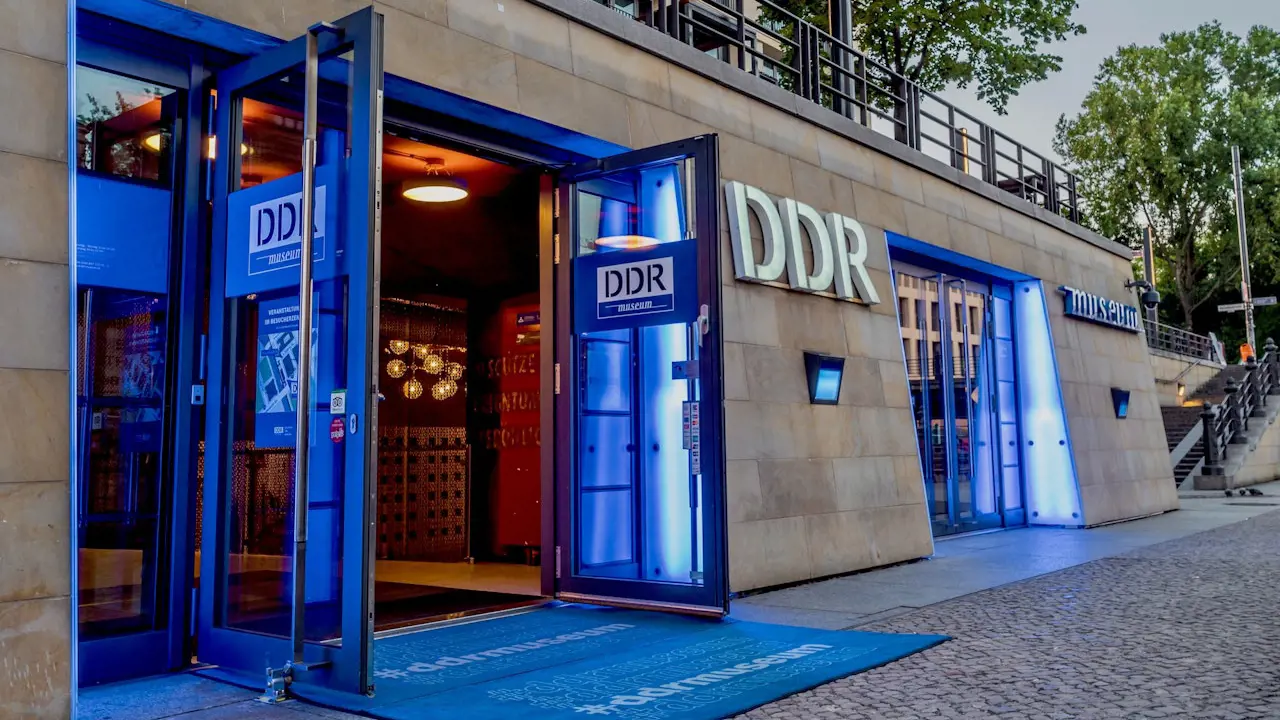 تذاكر متحف ألمانيا الشرقية (DDR Museum) في برلين
